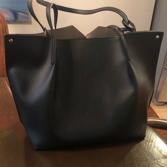 Ladies leopard handbag - Picture 2 of 3